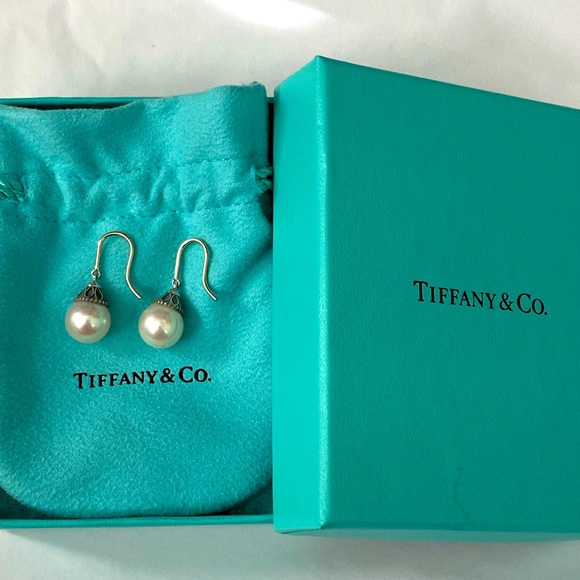 Tiffany & Co. Ziegfeld Sterling silver 925 freshwater pearl earrings. Rare - Picture 3 of 7